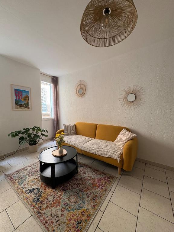 Apartment in the heart of La Ciotat - 4