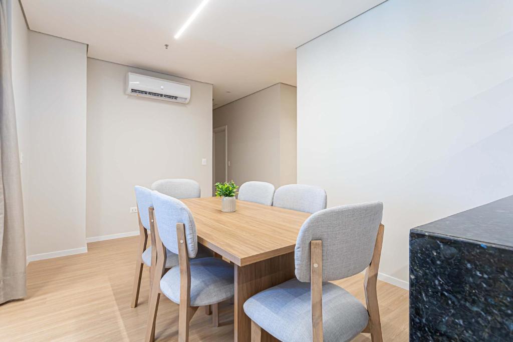 Sky Stays Petra Tower Modern Living - Floor 16 - 5