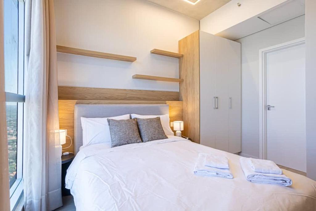 Sky Stay Petra Tower Modern Loft - Tallest Tower - 4