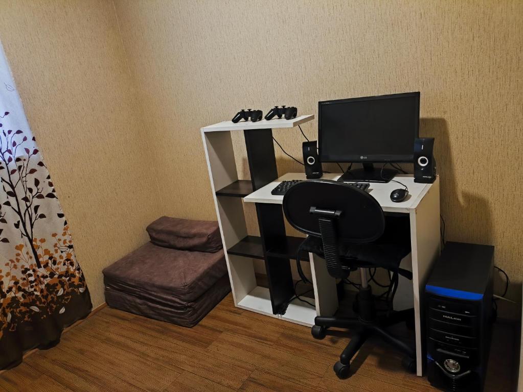 Furnished apartment with 2 bedrooms & office - 4