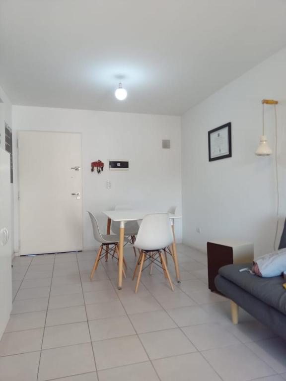 Departamento en Complejo Residencial Céntrico - 4