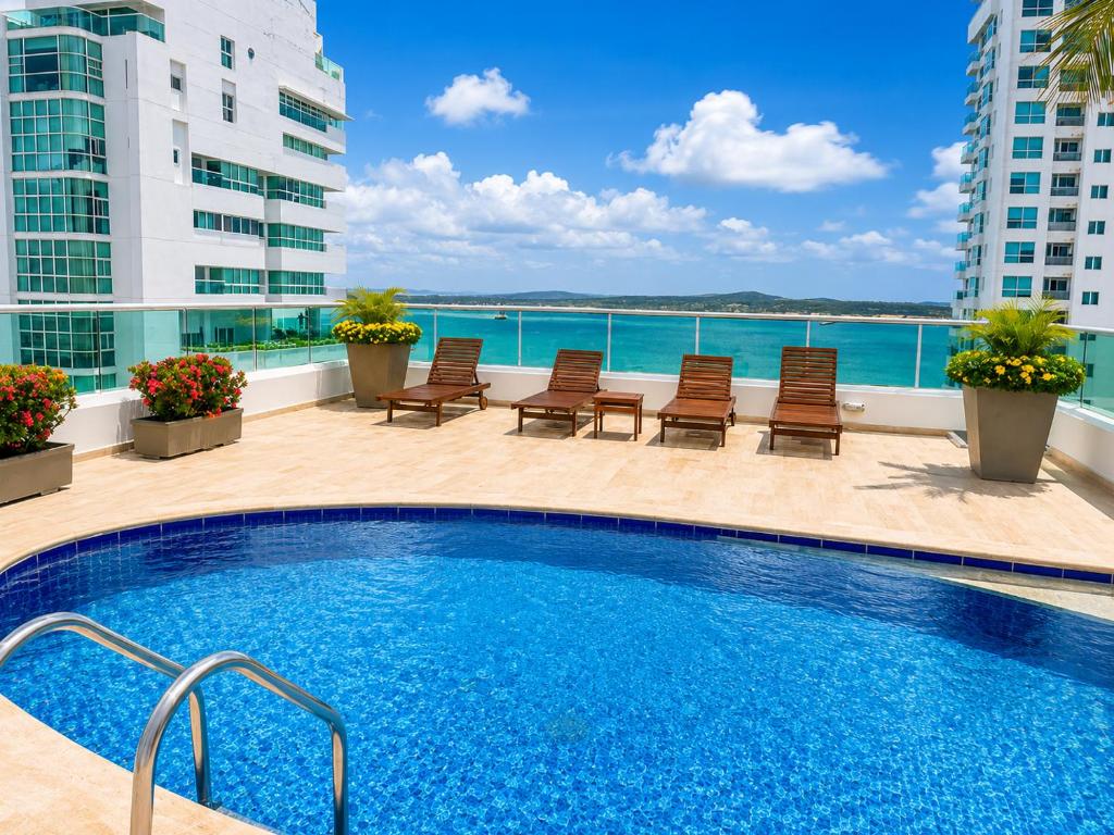 Apartamento en Cartagena con balcon con vista al mar y piscina - 2
