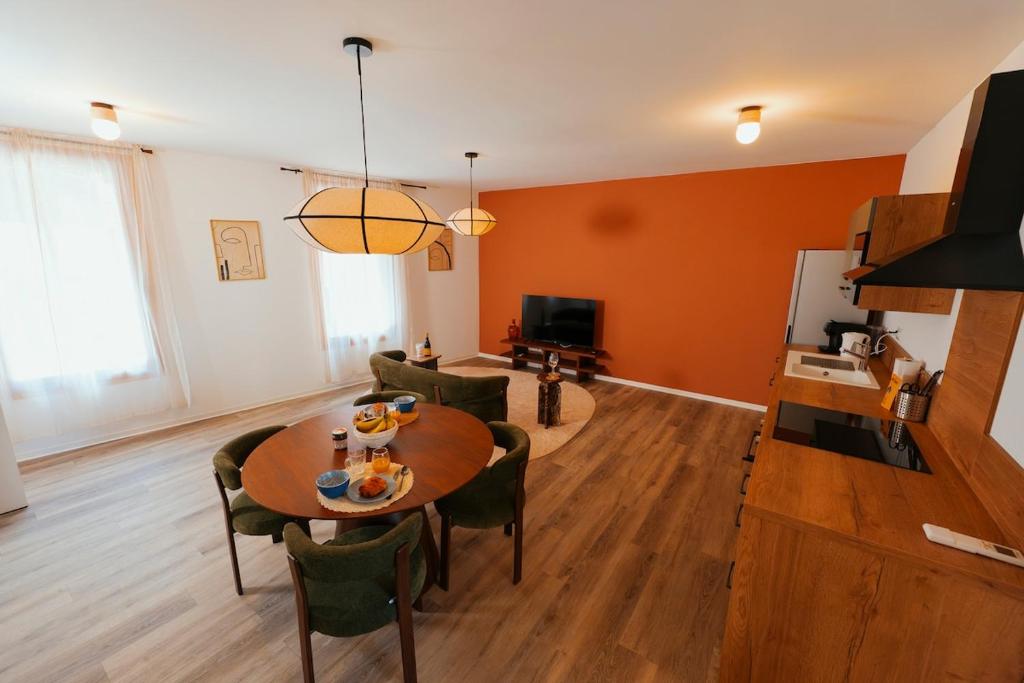Superbe T2 tout confort avec parking privé - 2