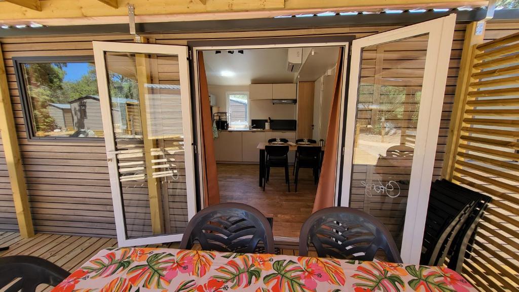 L'Eden des Chênes - Mobil-home premium neuf 6-7 pers - accès direct plage - Porto Vecchio - 3