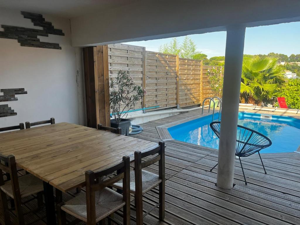 Magnifique Villa Piscine Clim proche Plages - 2