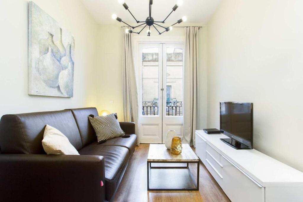 The Collection Barcelona - Centric 2bedroom in Las Ramblas 3 1A - 1