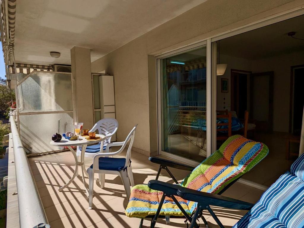 EVH121 Apartamento con terraza cerca de la playa - 2