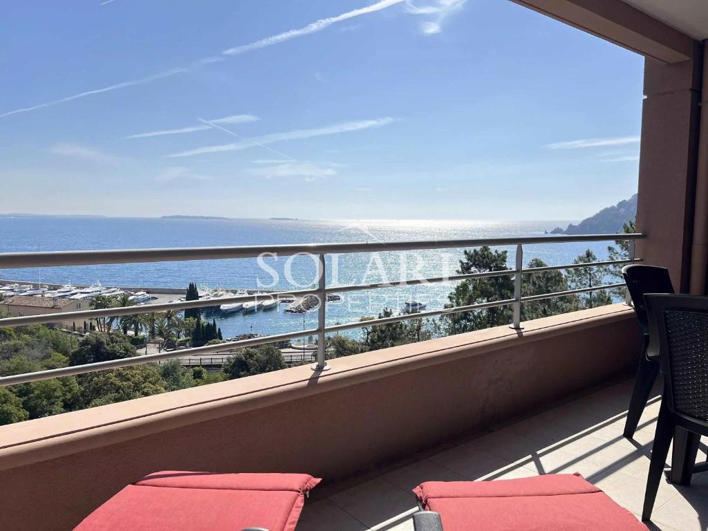 2 rooms with terrace sea view and swimming pool - 4