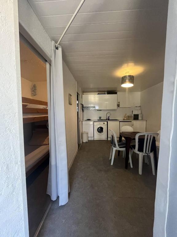 Studio cabine 4 personnes – Accès direct à la plage 4FM7 - 3