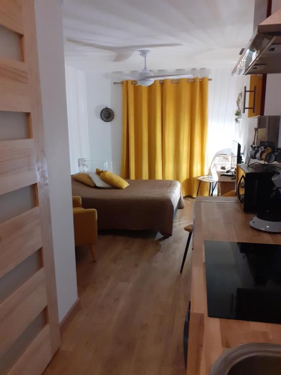 studio indépendant à Bormes-les-Mimosas - 3