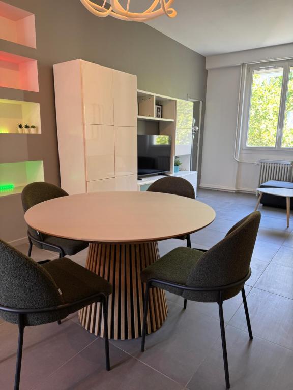Le Chic - 4 Chambres - Brotteaux & Tête d'Or - 5