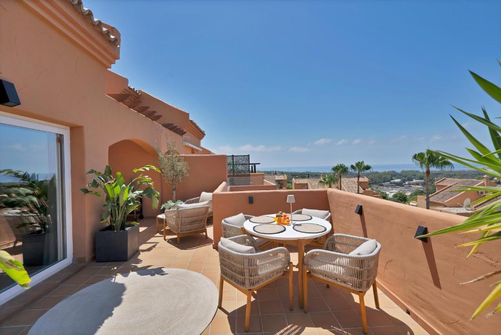 Serene Sea View Penthouse 4 Terraces & Sea Views - 5