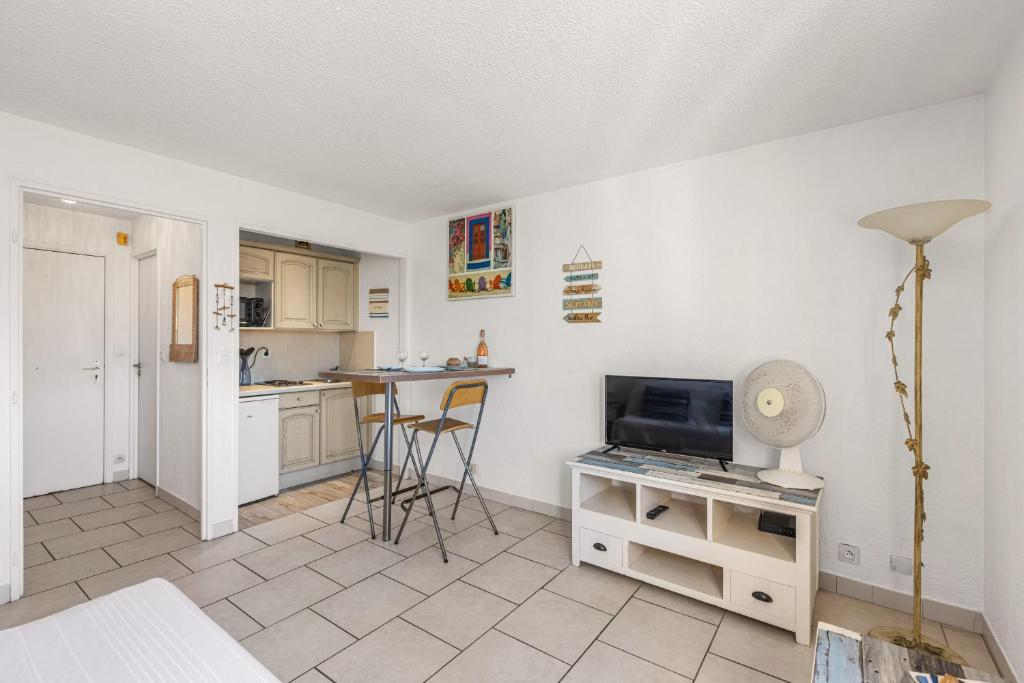 Studio La Pitchoune 305A by Sur la mer - 3
