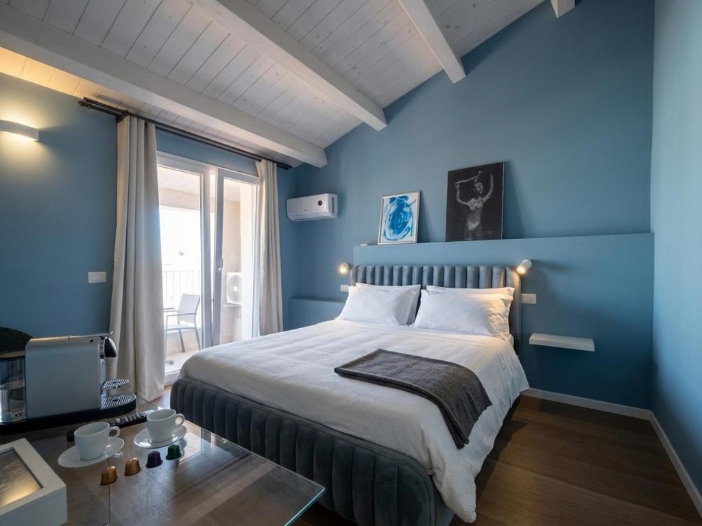 Les Chambres de Françoise Guest House - 1