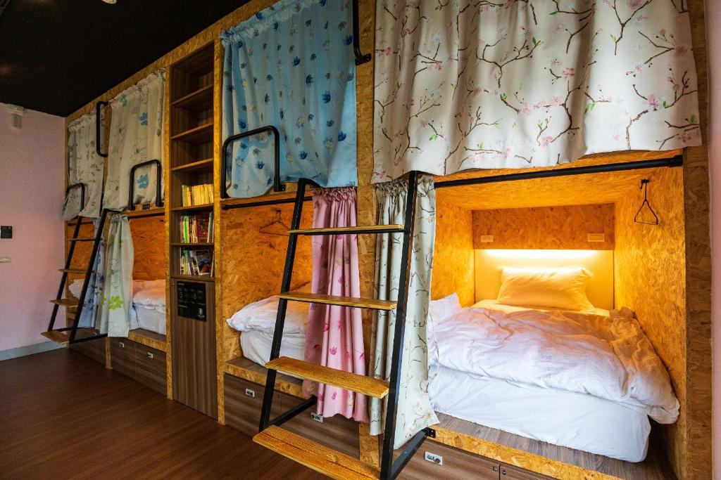 Hostel Alley Inn -桃園民宿075