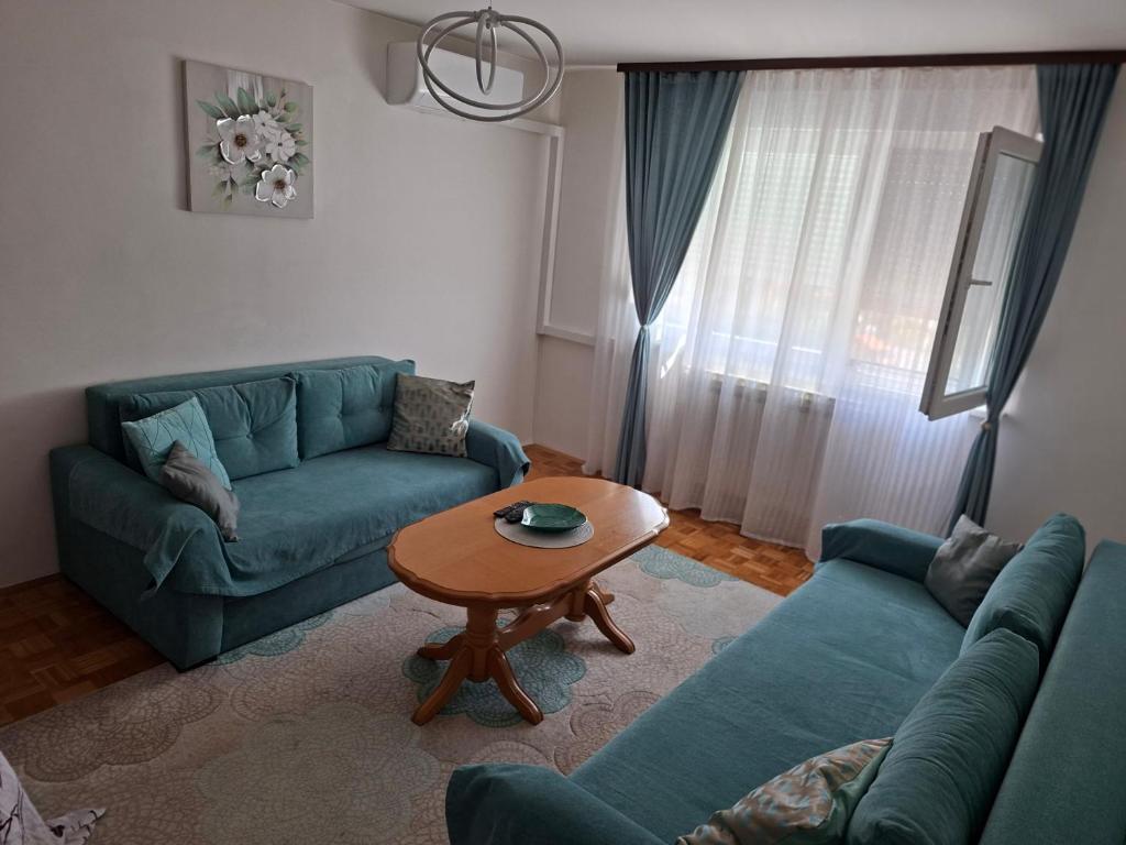 Sarajevo Apartment Alipašino - 2