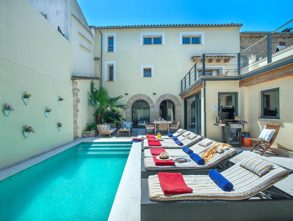 Owl Booking Villa Alvarez - 5 Min Walk to Old Town Center - 1