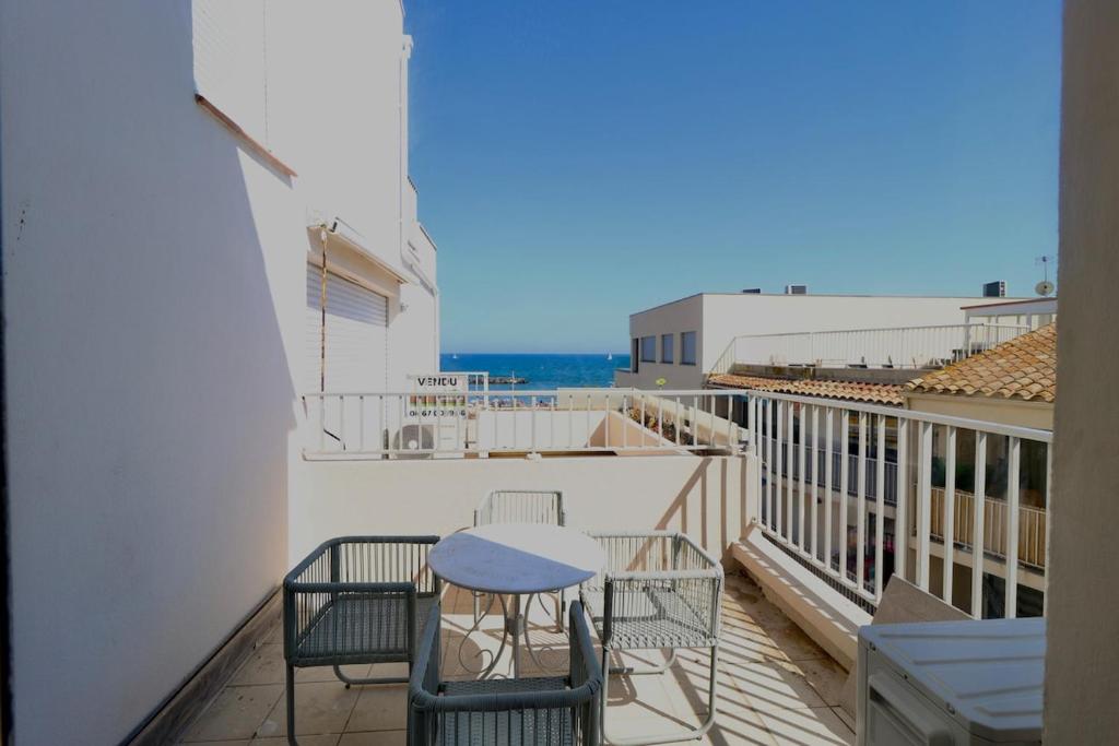 SEA Panorama Completely Renovated Cozy Space, Everything Within Walking Distance - 2