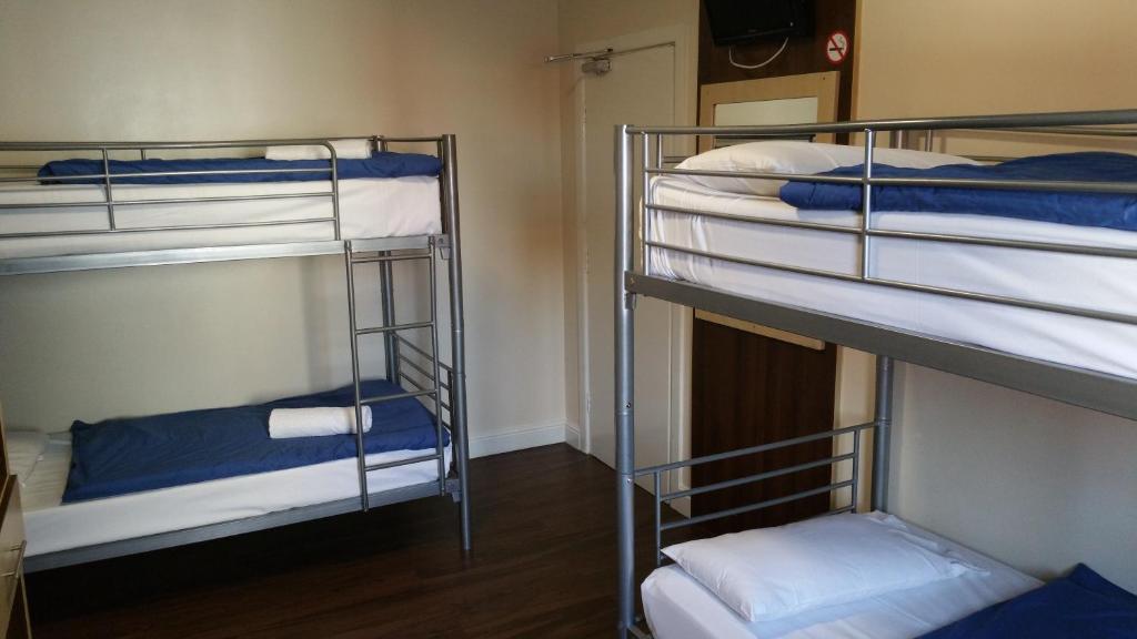 Lynden Court Hotel photo