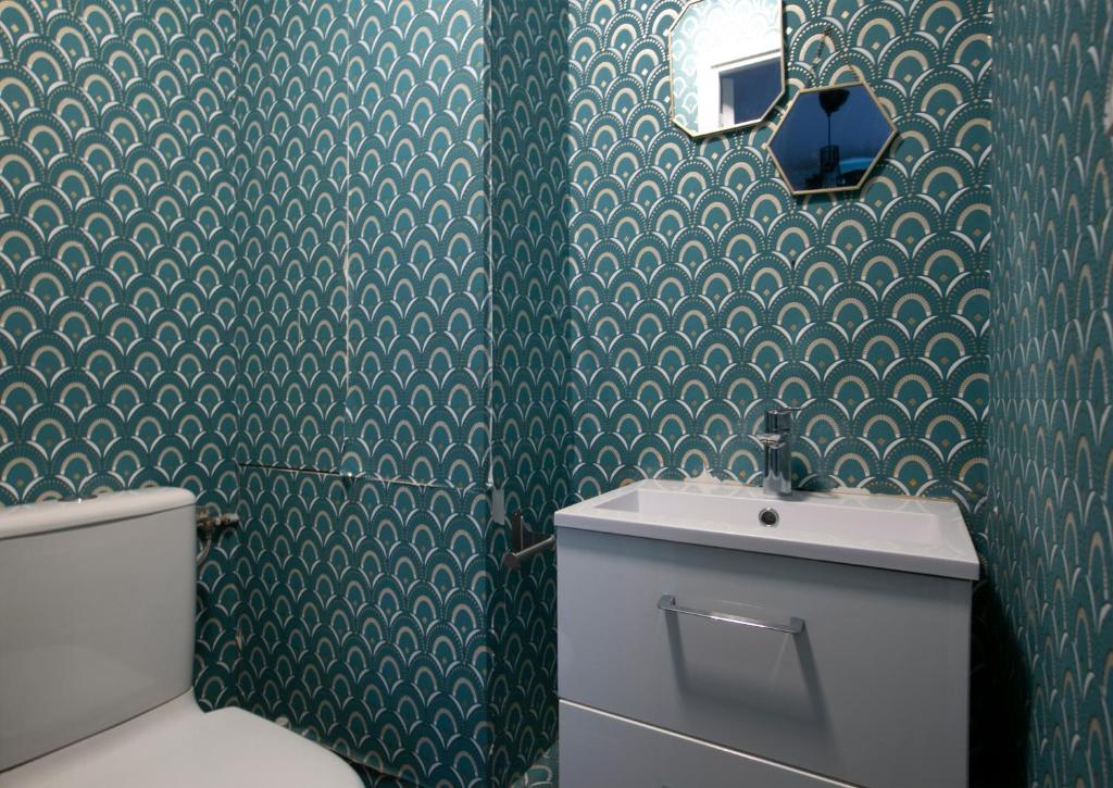 Air CONDITIONER 1 Bedroom Apartment in walking disrance to Eiffel Tower - 5