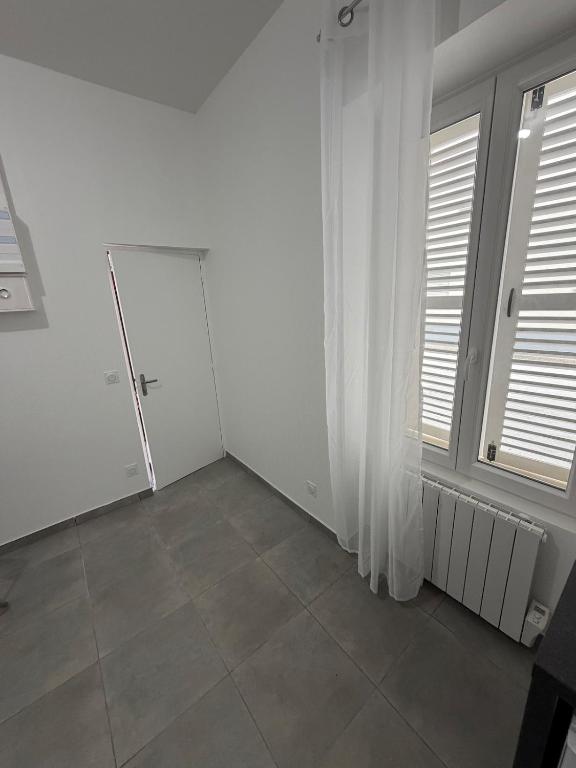Cozy studio 2 minutes de Nation - 4