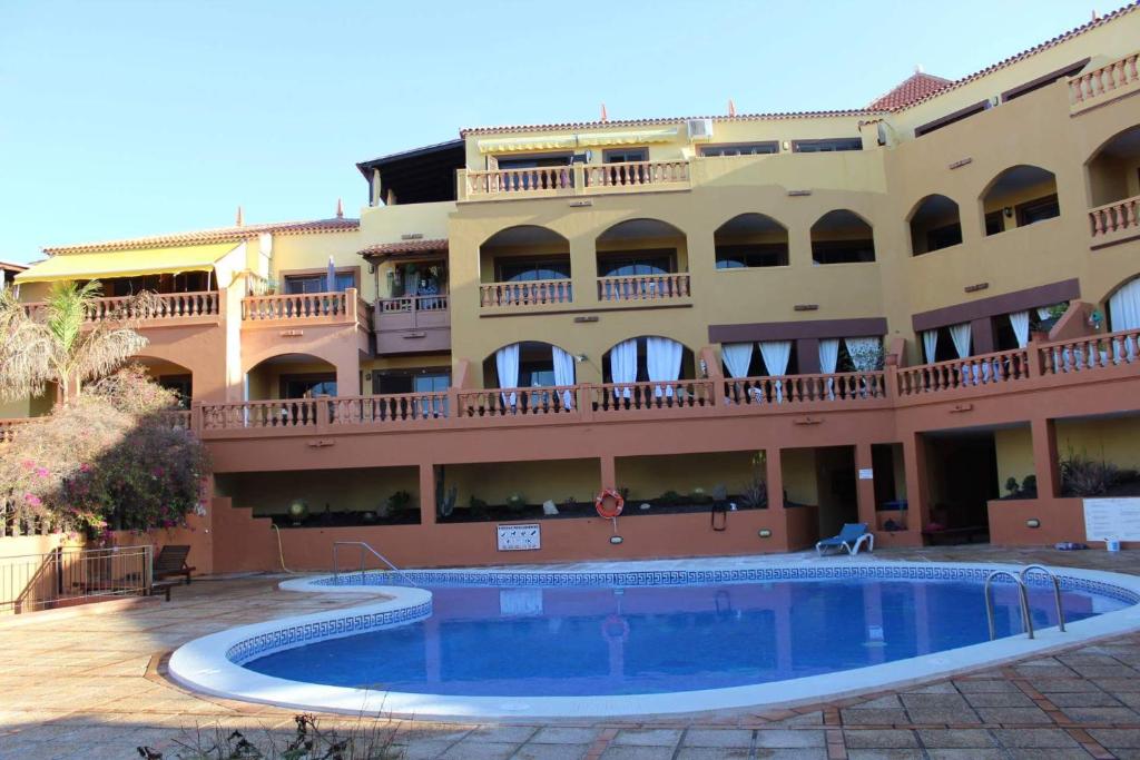 Beautiful Apartment Elite Palace in Jardines del Duque - 3