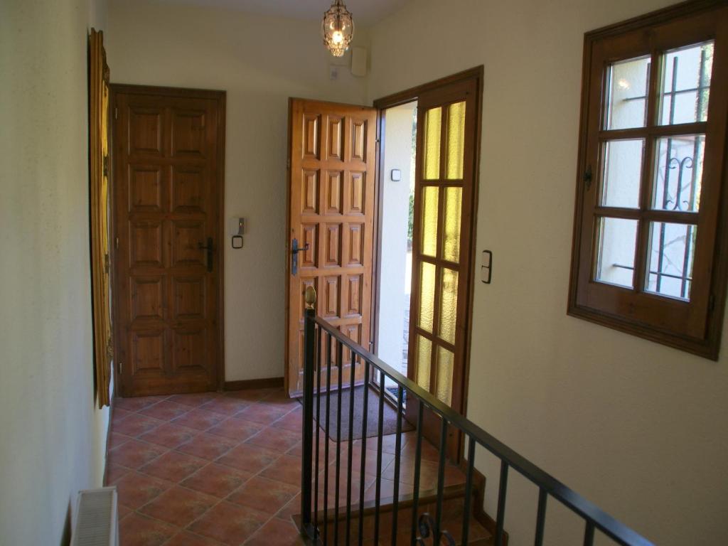Villa in Calonge with Pool and Mountain Views - 5