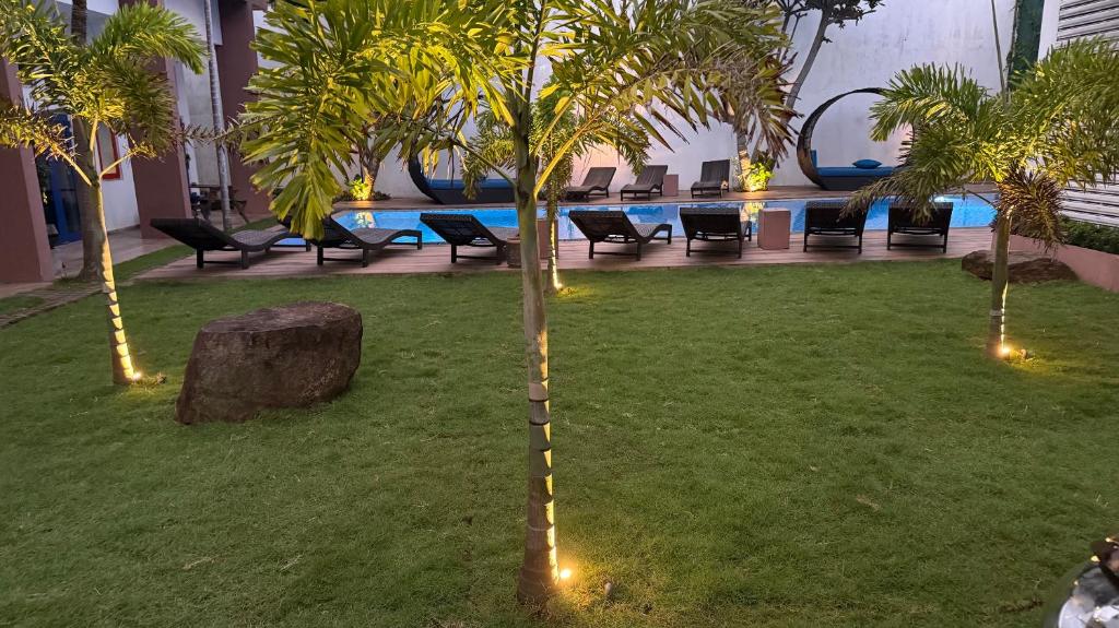 فندق كلاود ناين (hotel cloud nine)