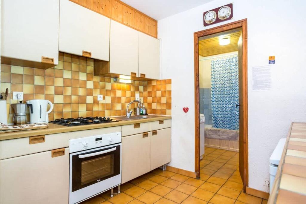 Lovely Apt Sleeps 5 Easy Access to Morzine - 3