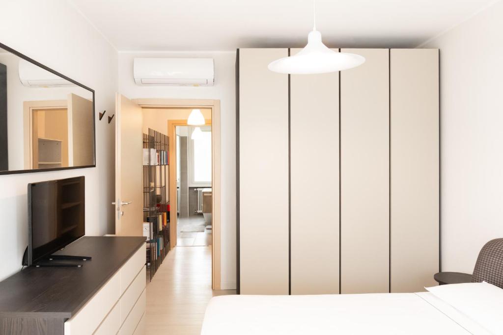 Family Two-Bedroom Apartment CityLife - 5