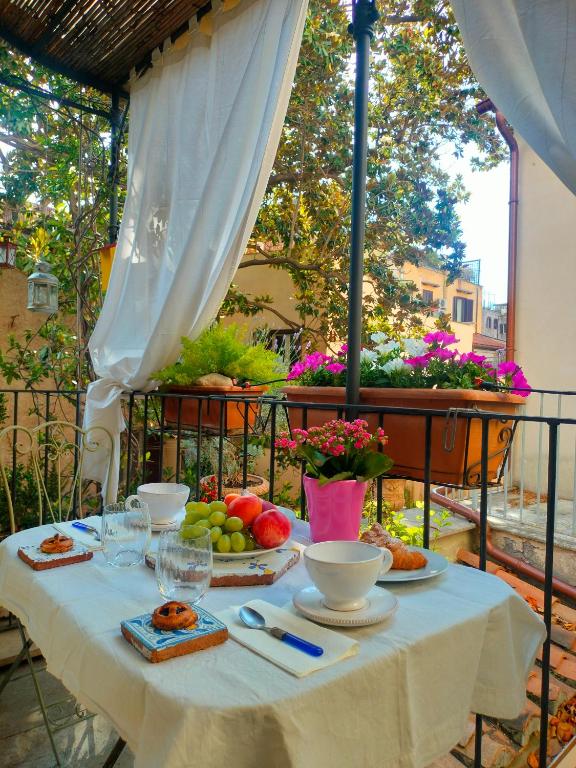 Casa Frida - A lovely view on ancient court - 2