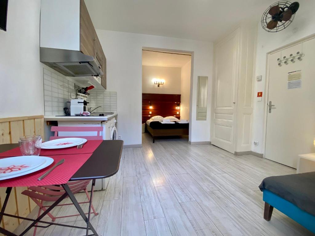 Le DECOR Lyon 7 - 1