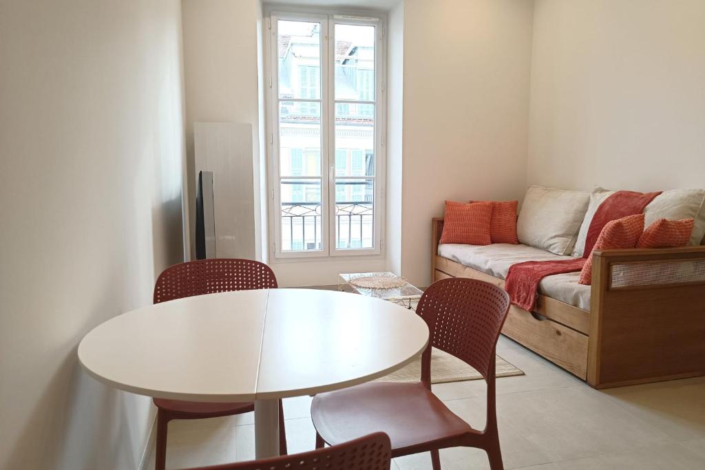 Modern and unforgettable stay in the heart of Nice - 2