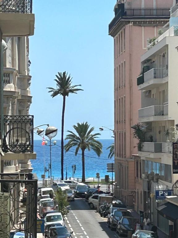 White Palace - Beach 1 min - Carre d'Or - Promenade - 2