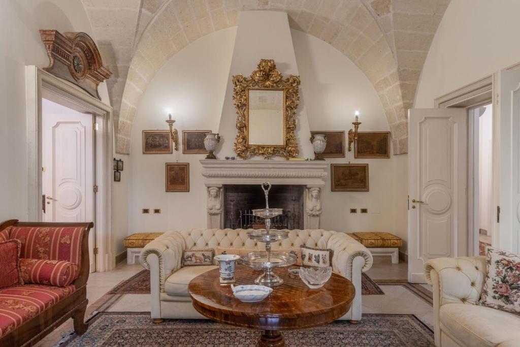 Villa Licea, Historic Palace In Lecce Centre - 3