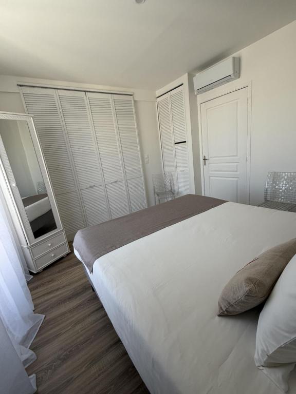 Hôtel The Originals Miramar, Royan Pontaillac - 3
