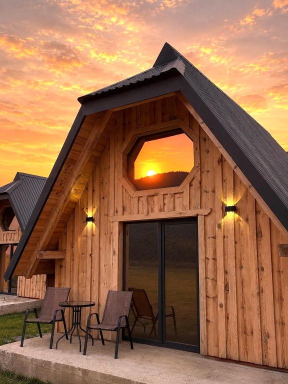 Alvearium Chalets - 1