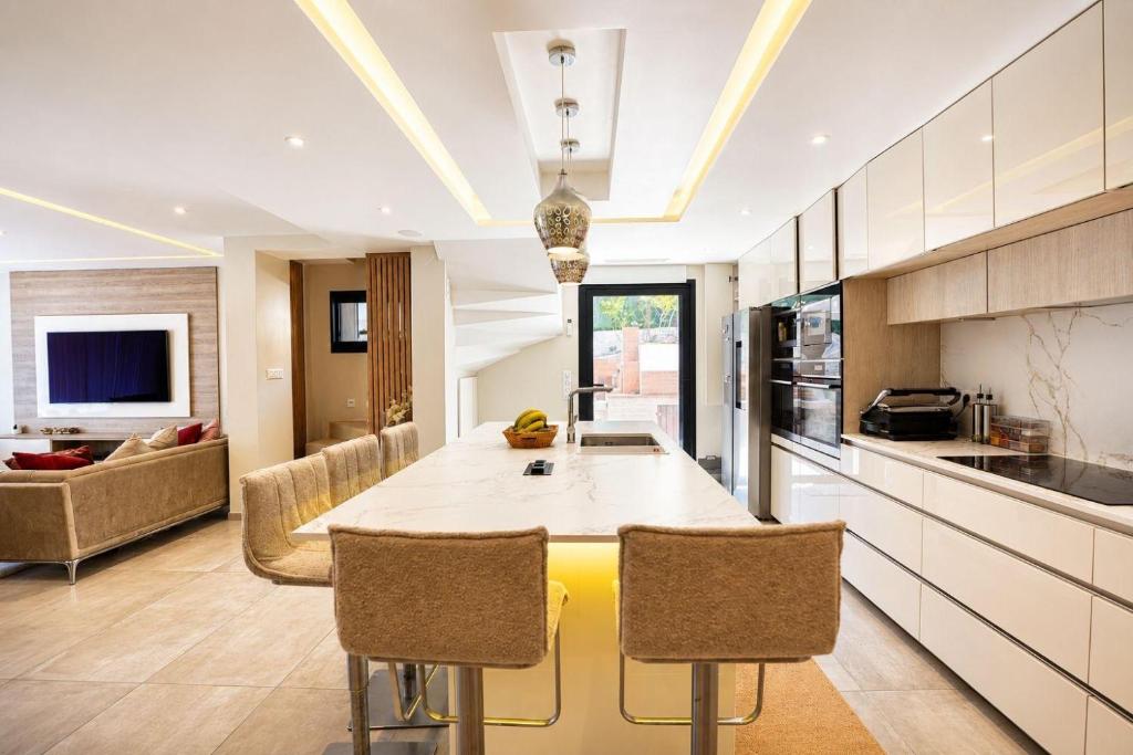 FRGK Villa d Exception avec Piscine Appartement Indépendant Mougins - 5