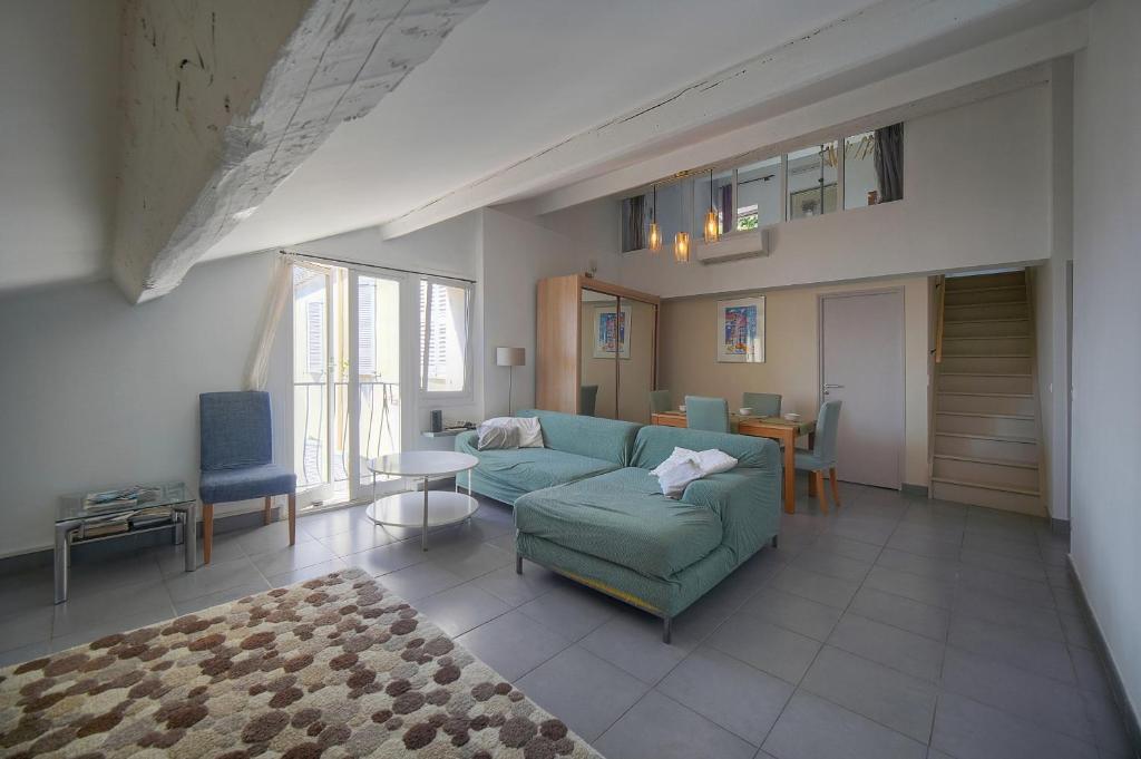 FRGK - Duplex Suquet Vue PORT ET PALAIS - 2BR - 2