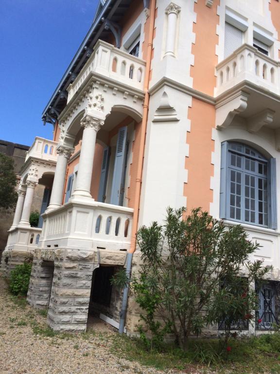 Appartement dans jolie Villa 1900 - 3