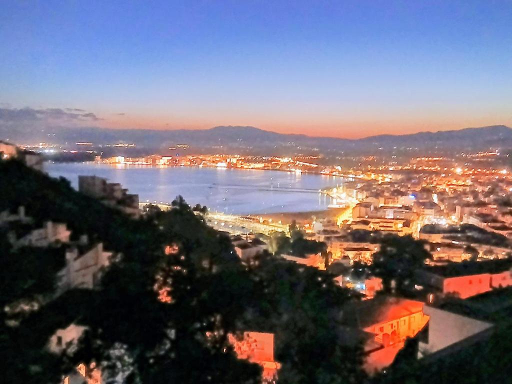 Charmant appartement avec vue sur mer et montagne - 5