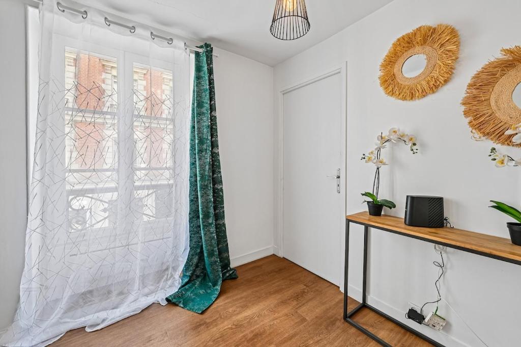 Modern Apartment near Eiffel Tower - 3
