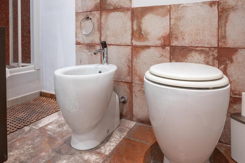 -Centro-Piazza Castello- Luxury Suite for 4 with Wi-Fi - 5