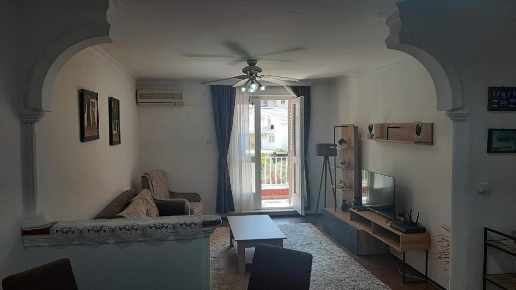 Oasis Apartment - 4