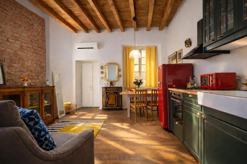 Duomo 10 Min Metro Vintage Italian Apartment - 1