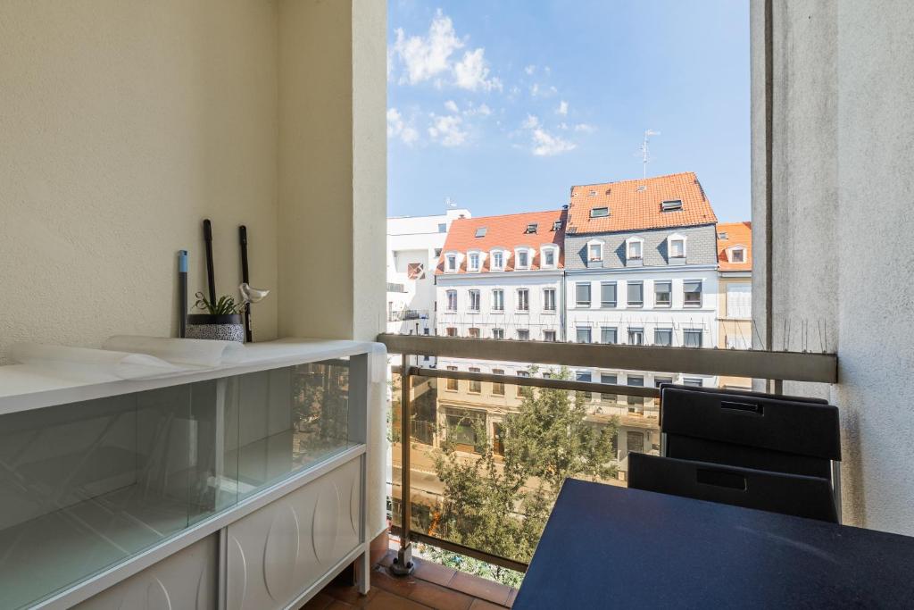 Perle de Strasbourg - Bel appt pour 4 avec balcon - 3