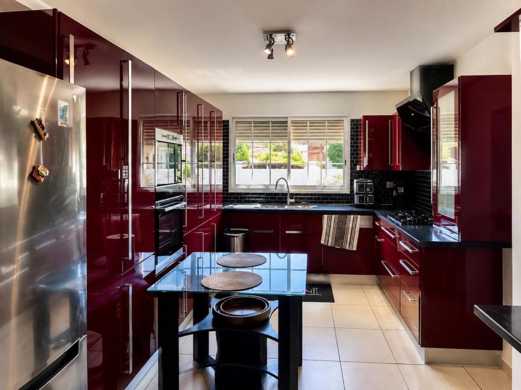 Villa avec piscine 10x5m à Narbonne- 6 personnes - 3 chambres - climatisation - 5