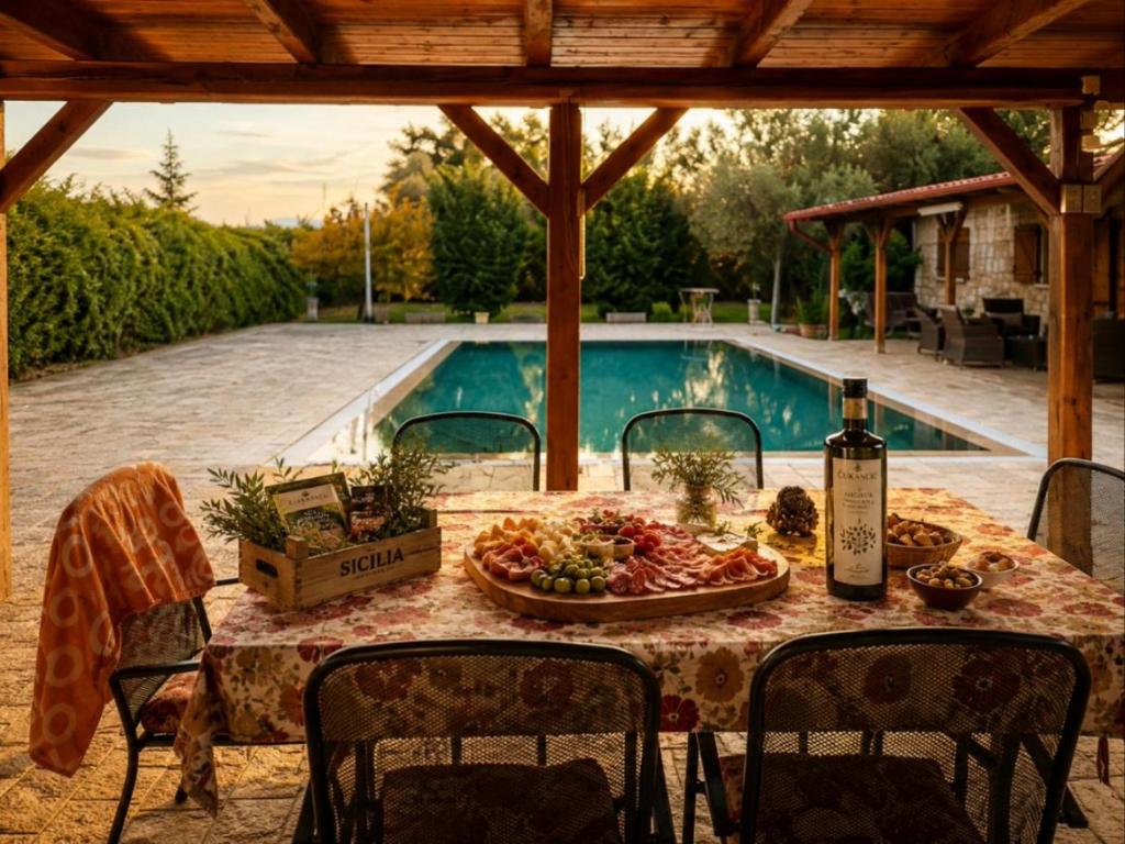 Private Pool Villa, Olive Grove & Big Yard - 2