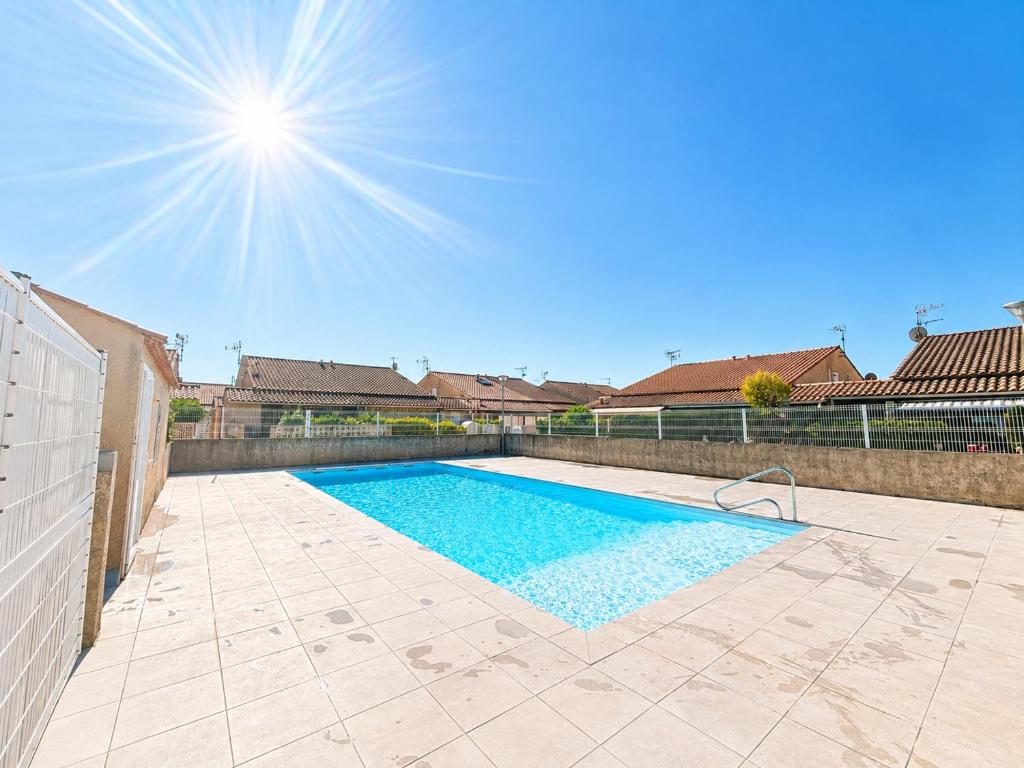 Maisonnette résidence avec piscine pour 4 personnes - 5