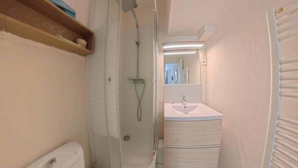 Charming Studio in heart of Nice Bright Wifi - 3